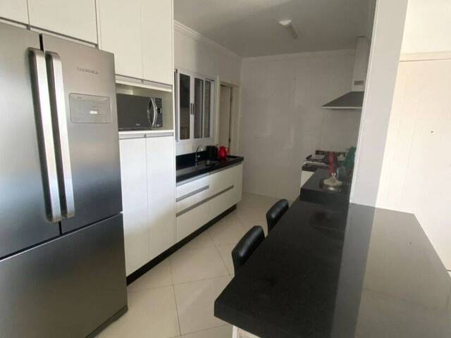 #AP0331 - Apartamento para Venda em  -  - 1