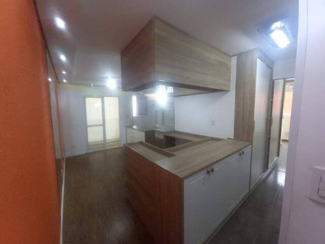 #AP0335 - Apartamento para Venda em  -  - 1