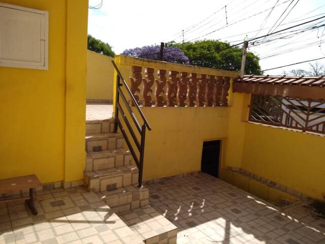 #CA0018 - Casa para Venda em  -  - 2