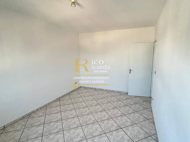 Apartamento para Venda em Santo André - 2