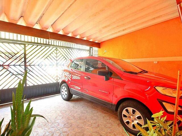 #CA0032 - Casa para Venda em  -  - 1