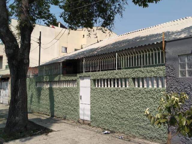 #CA0039 - Casa para Venda em  -  - 1