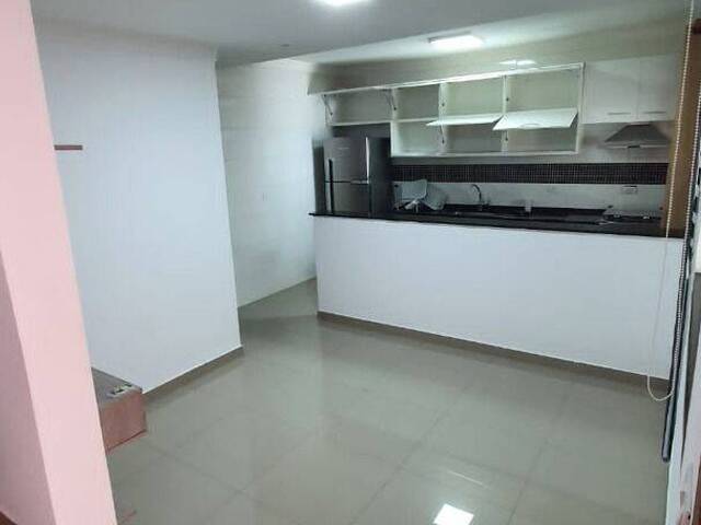 #CA0047 - Casa para Venda em  -  - 3