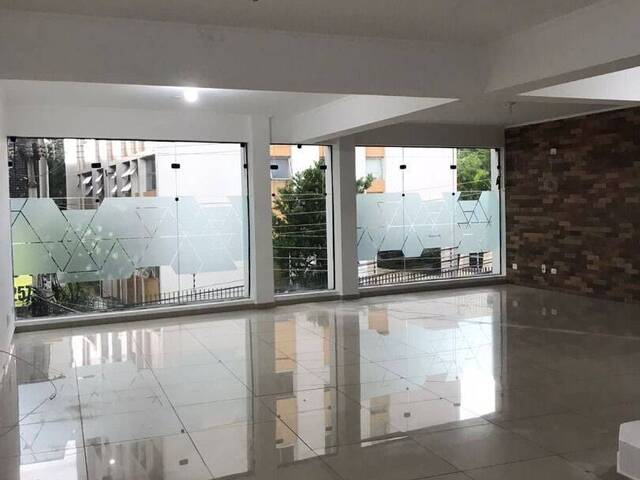 #SA0018 - Sala para Locação em  -  - 1