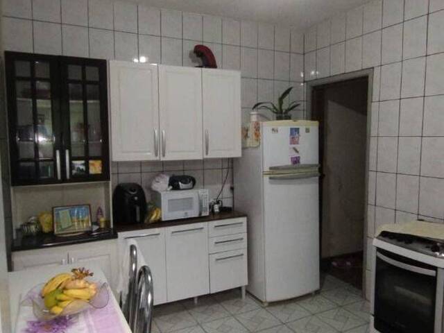 #CA0058 - Casa para Venda em  -  - 3